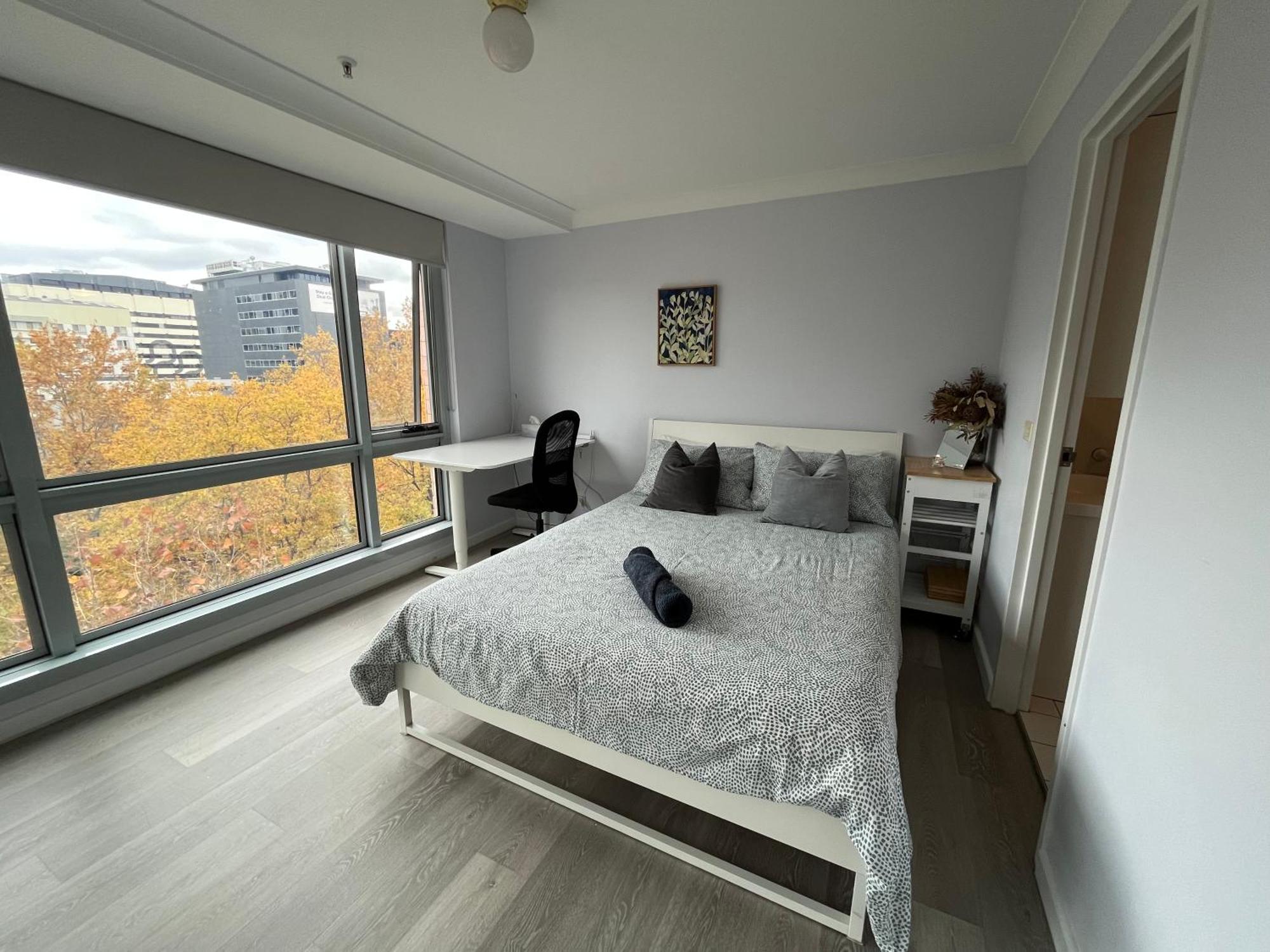 Private Room With Ensuite In The Cbd Канбера Екстериор снимка
